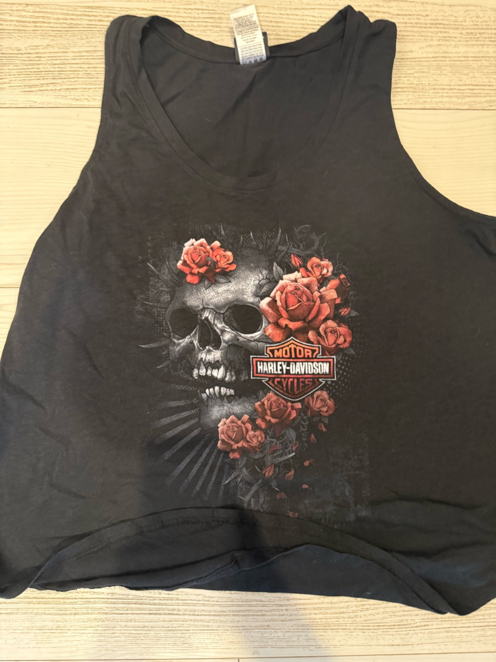 Harley-Davidson women’s Black Tee with Red skull and flowers.